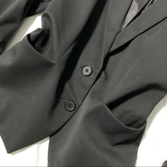 Express 3/4 Ruched Sleeve Black Blazer—Size 2 - Picture 7 of 11